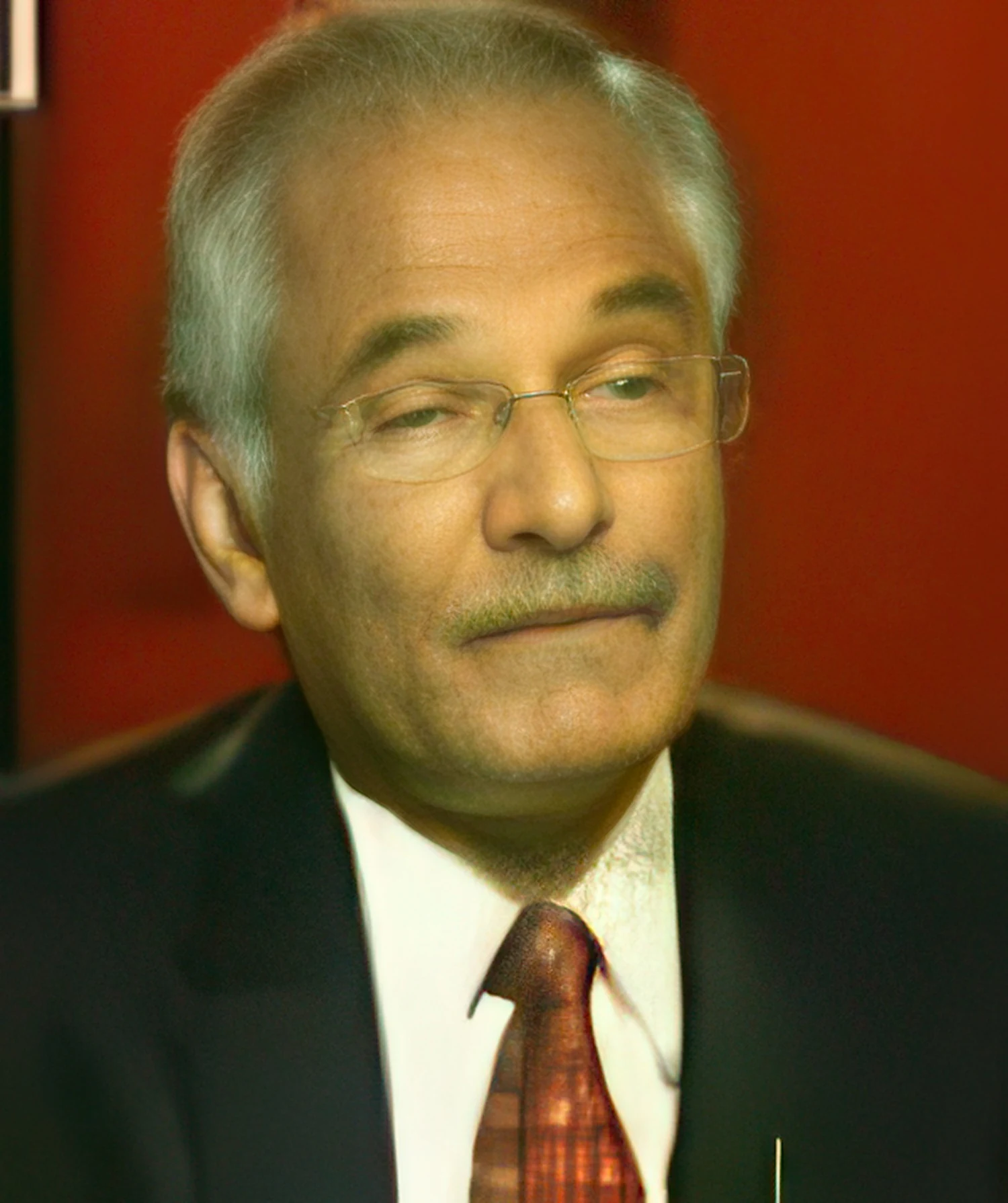 Dr. Syed Riffat Hussain