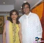 Talat Aziz with wife